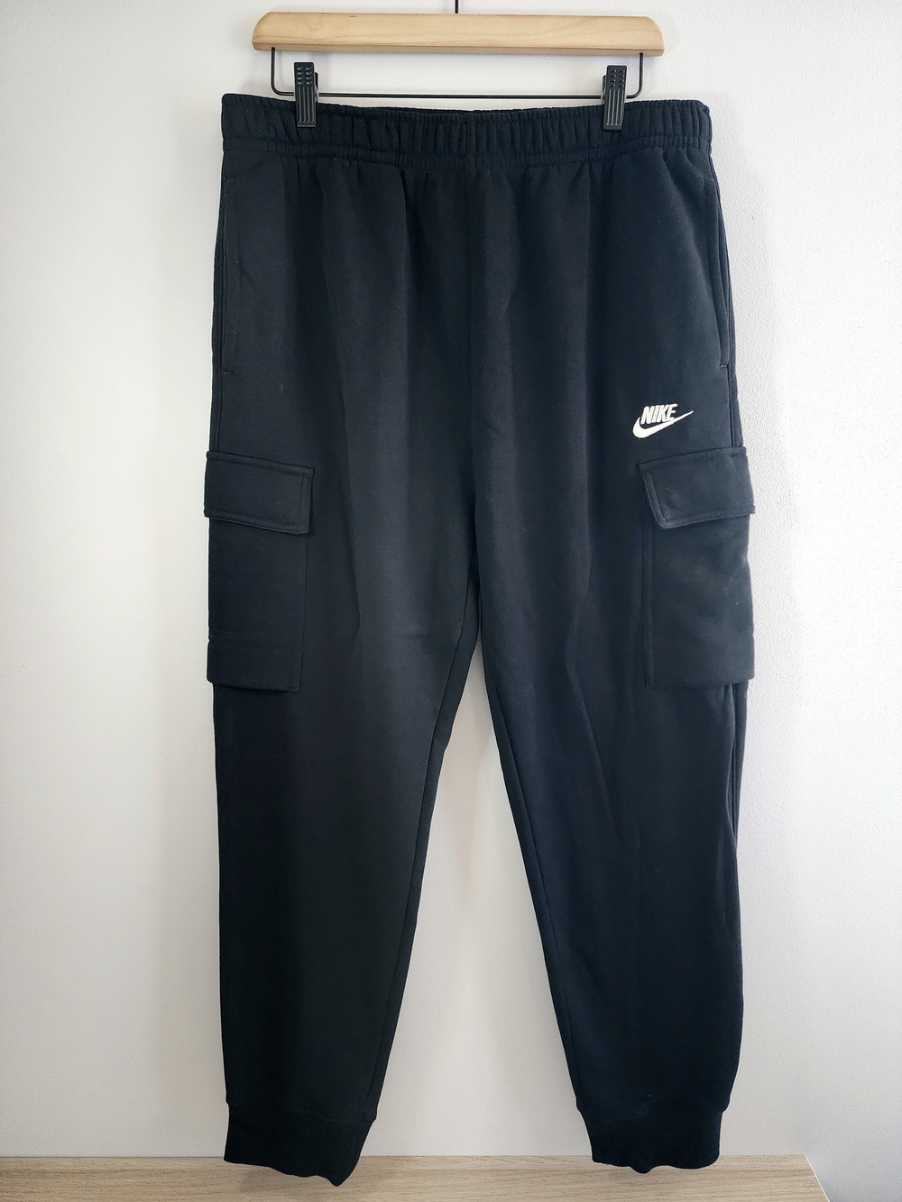 Nike Club Fleece Black Cargo Pants Joggers Men's L Women's XL XXL Unisex Fit